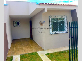 Casa com 2 Quartos à Venda,  em Tatuquara - Curitiba
