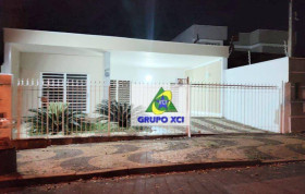 Casa com 3 Quartos para Alugar, 296 m² em Jardim Chapadão - Campinas