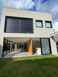 Casa com 4 Quartos à Venda, 490 m² em Alto De Pinheiros - São Paulo