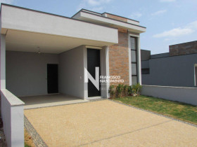 Casa de Condomínio com 3 Quartos à Venda, 120 m² em Vila Monte Alegre - Paulínia