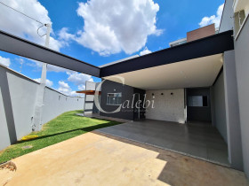 Casa com 3 Quartos à Venda, 231 m² em Loteamento Nossa Senhora Das Graças - Moji Mirim
