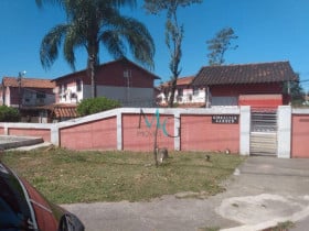 Casa com 2 Quartos para Alugar, 53 m² em Campo Grande - Rio De Janeiro