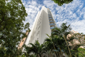 Apartamento com 2 Quartos à Venda, 140 m² em Vila Olímpia - São Paulo
