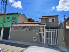 Casa com 3 Quartos à Venda, 150 m² em Jardim América - São José Dos Campos