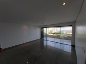 Apartamento com 4 Quartos à Venda, 257 m² em Horto Florestal - Salvador