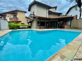 Casa com 4 Quartos à Venda, 250 m² em Bougainville - Bertioga