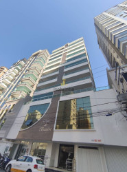 Apartamento com 3 Quartos para Temporada, 141 m² em Meia Praia - Itapema