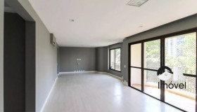 Apartamento com 3 Quartos à Venda, 143 m² em Vila Nova Conceição - São Paulo