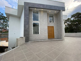 Casa com 3 Quartos à Venda, 228 m² em Estoril - Belo Horizonte