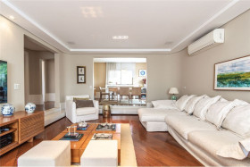Apartamento com 3 Quartos à Venda, 210 m² em Brooklin Novo - São Paulo