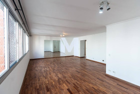 Apartamento com 3 Quartos para Alugar, 175 m² em Itaim Bibi - São Paulo