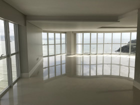Apartamento com 4 Quartos à Venda, 237 m² em Barra Sul - Balneário Camboriú