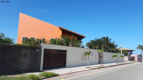 Casa com 5 Quartos à Venda, 582 m² em Lourdes - Fortaleza