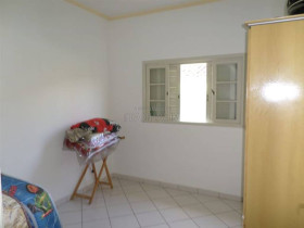 Casa com 2 Quartos à Venda, 69 m² em Jd Suarao - Itanhaem