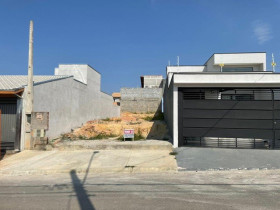 Terreno à Venda, 175 m² em São José Dos Campos