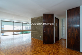 Apartamento com 3 Quartos à Venda, 194 m² em Cerqueira César - São Paulo