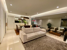 Apartamento com 3 Quartos à Venda, 140 m² em Chácara Inglesa - São Paulo
