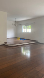 Casa de Condomínio com 4 Quartos para Alugar, 270 m² em Alphaville - Santana De Parnaíba