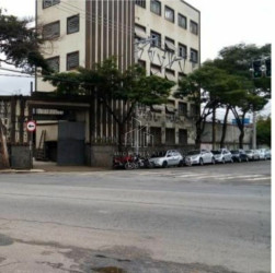 Imóvel Comercial à Venda, 1.900 m² em Cambuci - São Paulo