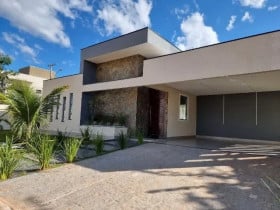 Casa com 3 Quartos à Venda, 340 m² em Setor Habitacional Jardim Botânico - Brasília