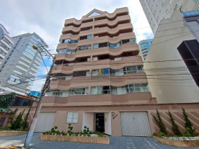 Apartamento com 3 Quartos para Alugar, 145 m² em Meia Praia - Itapema