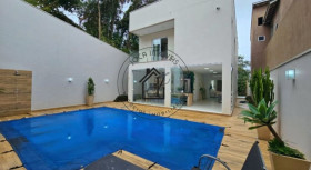 Casa de Condomínio com 3 Quartos à Venda, 300 m² em Parque Nova Jandira - Jandira