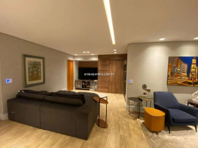 Apartamento com 4 Quartos à Venda, 170 m² em Moema - São Paulo