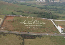 Chácara à Venda, 1.200 m² em Chácara Fonte Imaculada Conceição - Taubaté