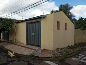 Casa com 3 Quartos para Alugar, 120 m² em Tiradentes - Campo Grande