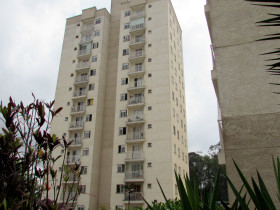 Apartamento com 2 Quartos à Venda, 52 m² em Jardim Maria Duarte - São Paulo