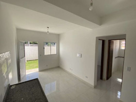 Casa de Condomínio com 2 Quartos à Venda, 52 m² em Residencial Palma De Maiorca - Cotia