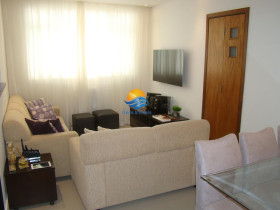 Apartamento com 2 Quartos à Venda, 77 m² em Embaré - Santos