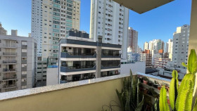 Apartamento com 2 Quartos à Venda, 79 m² em Centro - Balneário Camboriú