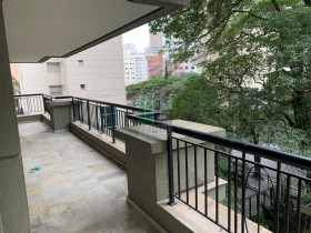 Apartamento com 3 Quartos à Venda, 222 m² em Vila Uberabinha - São Paulo