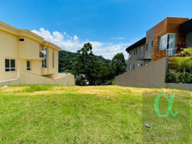Terreno em Condomínio à Venda, 560 m² em Tamboré - Santana De Parnaíba