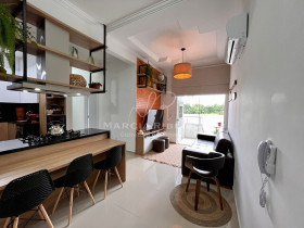Apartamento com 3 Quartos à Venda, 91 m² em Ingleses Do Rio Vermelho - Florianópolis