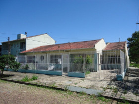 Casa com 3 Quartos à Venda, 279 m² em Partenon - Porto Alegre