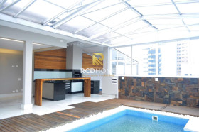Apartamento com 3 Quartos à Venda, 184 m² em água Verde - Curitiba