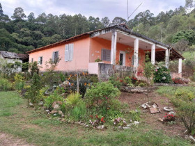 Chácara com 3 Quartos à Venda, 200 m² em Cachoeira Dos Pretos - Joanópolis