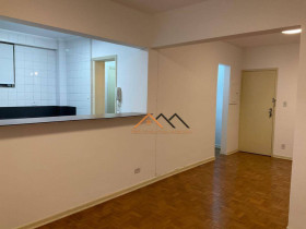 Apartamento com 2 Quartos à Venda ou Locação, 85 m² em Jardim Paulista - São Paulo