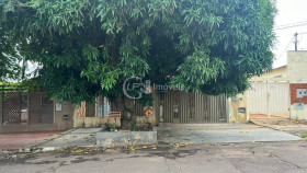 Casa com 3 Quartos à Venda,  em Mata Do Jacinto - Campo Grande