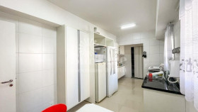 Apartamento com 3 Quartos para Alugar, 212 m² em Alphaville Centro Industrial E Empresarial/alphaville. - Barueri