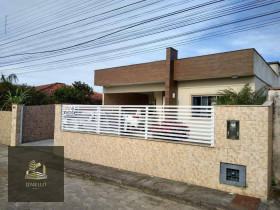 Casa com 3 Quartos à Venda, 111 m² em Praia João Rosa - Biguaçu