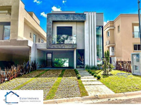 Casa com 3 Quartos para Alugar ou Temporada, 218 m² em Suru - Santana De Parnaíba