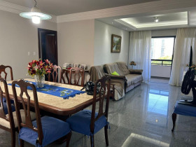 Apartamento com 4 Quartos para Alugar, 140 m² em Pituba - Salvador