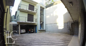 Casa com 10 Quartos à Venda, 350 m² em Campo Belo - São Paulo
