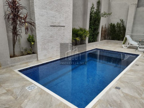 Casa de Condomínio com 4 Quartos à Venda, 255 m² em Alphaville - Santana De Parnaíba