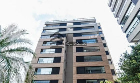 Apartamento com 4 Quartos à Venda, 263 m² em Alto De Pinheiros - São Paulo