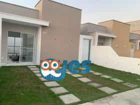 Casa com 2 Quartos para Alugar, 130 m² em Sim - Feira De Santana