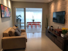Apartamento com 3 Quartos à Venda, 111 m² em Aclimação - São Paulo